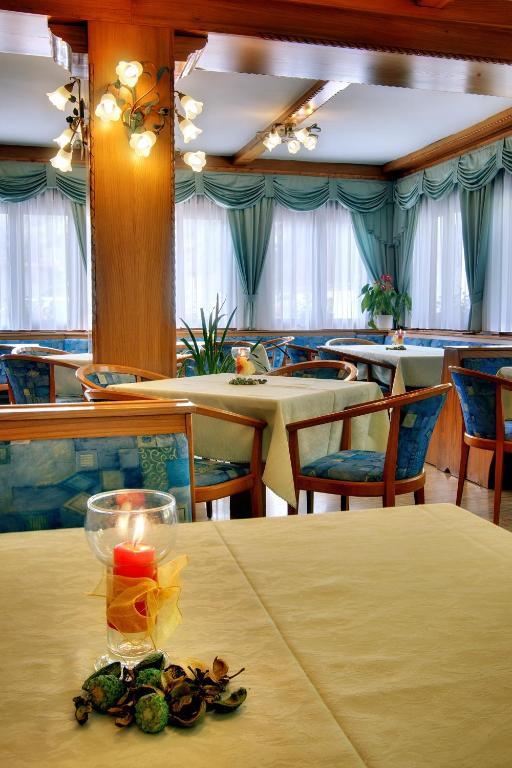 Albergo Miramonti Rabbi Eksteriør billede